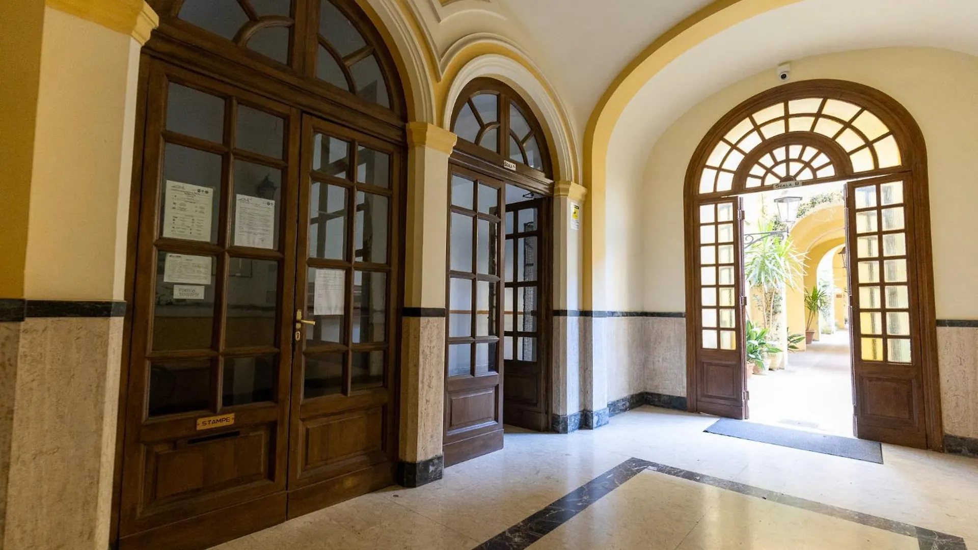 Alojamento de Acomodação e Pequeno-almoço Beb Domus Arbenzio San Giovanni Suite Roma Itália