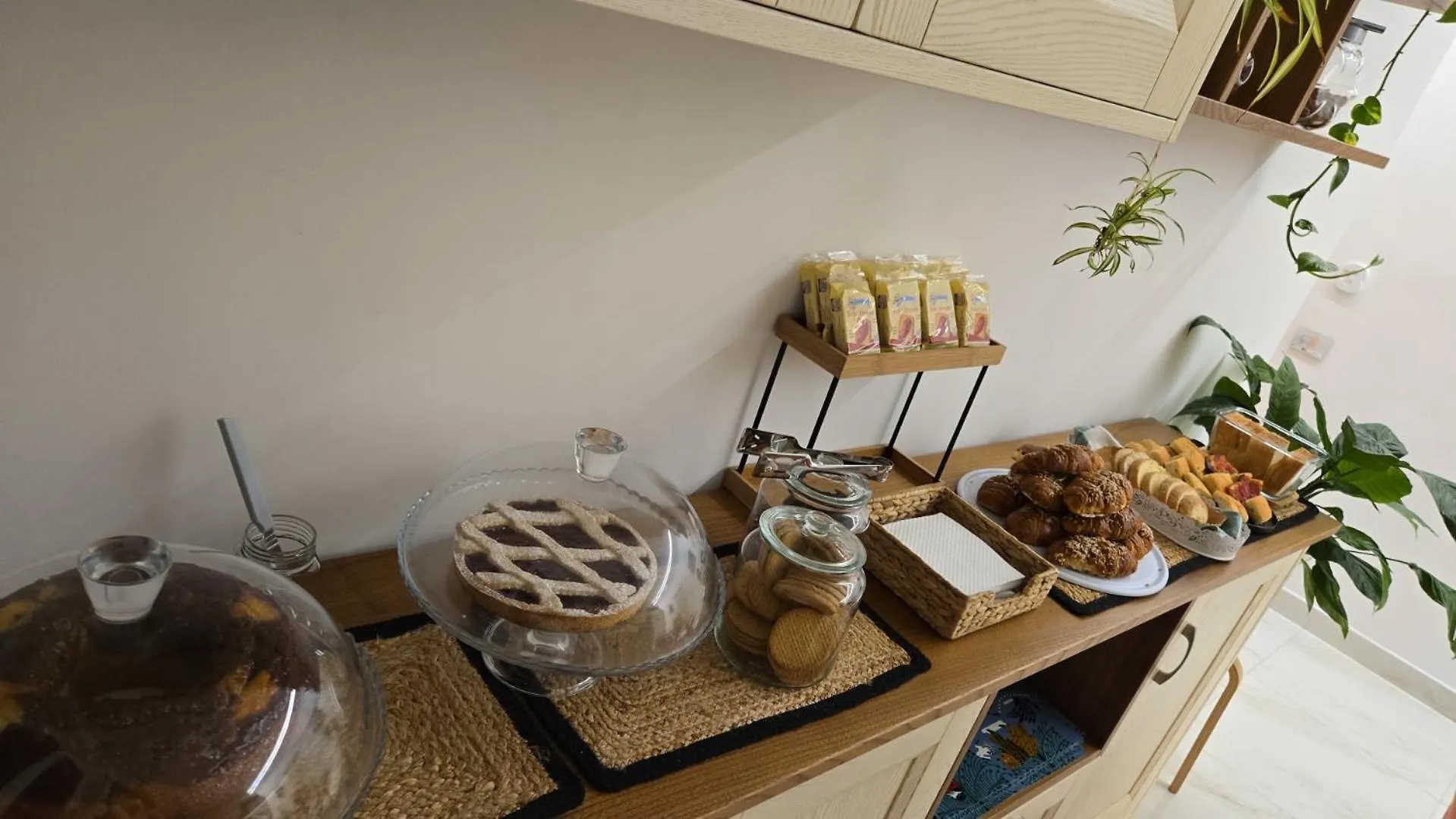 Beb Domus Arbenzio San Giovanni Suite Roma 0*,